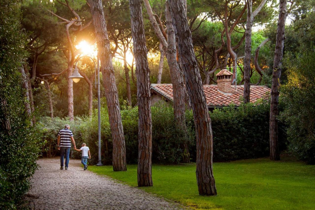 Villaggio I Sorbizzi Marina Di Bibbona Bagian luar foto