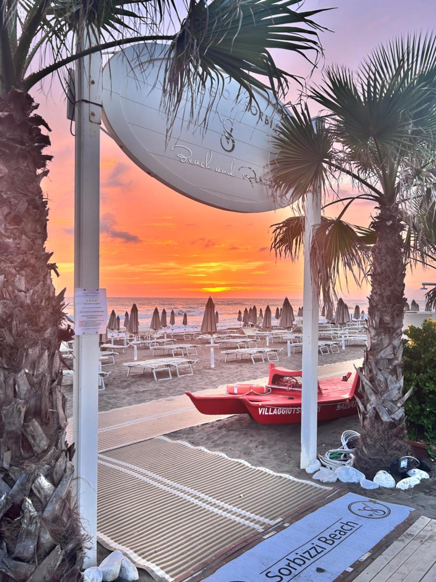 Villaggio I Sorbizzi Marina Di Bibbona Bagian luar foto
